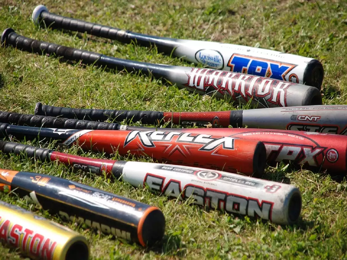 Softball Bat Vs Baseball Bat